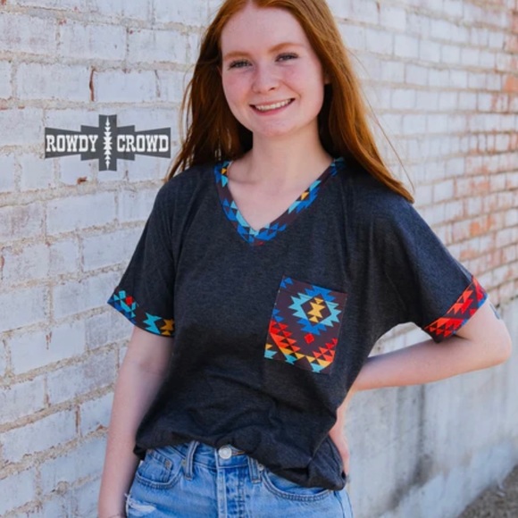 Vaquera V-Neck - Picture 1 of 3